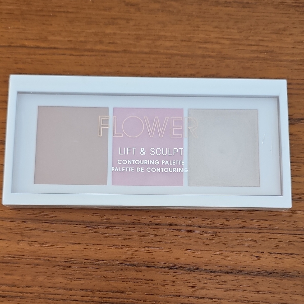 **New** Flower Lift & Sculpt Contouring Palette